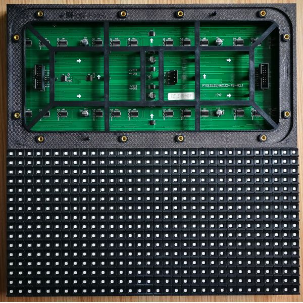 Building P10 SMD LED Screen Advertising Billboard Super Clear Vision 3 Years Warranty