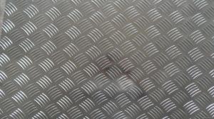 China 5083 Classic Aluminium Checker Plate Sheet Width 100mm For Flooring factory