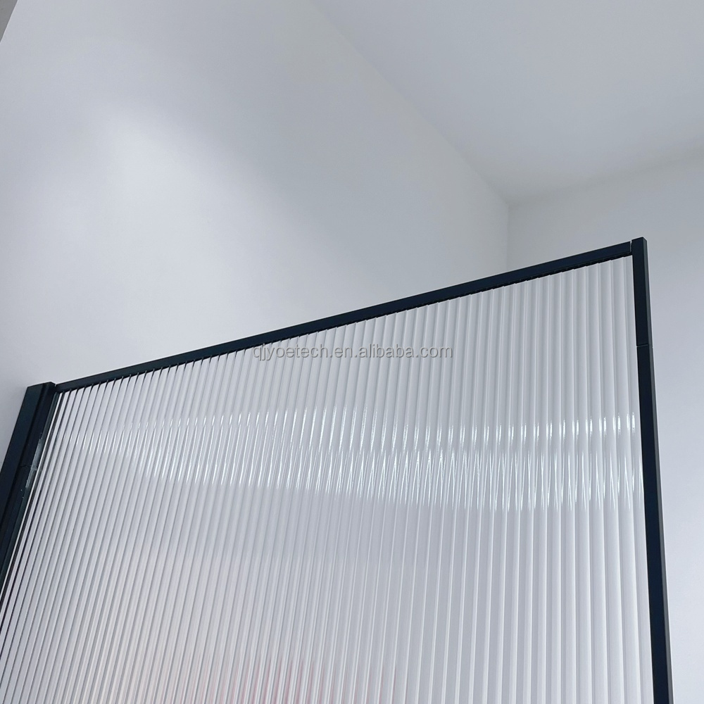 Ultra Clear Moru Patterned French Door Fixed Shower Screen for Elegant Bathroom Design