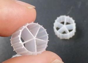 China UV Resistant HDPE 10*7MM MBBR BIOBALLS IFAS process 5 rooms fda safty material floating media cheap price factory