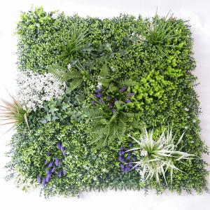 China Anti UV Plastic Artificial Green Walls Hedge Boxwood Panels Plant Vertical For Decoration factory