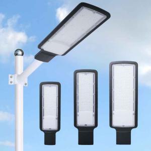China Waterproof IP65 Outdoor 50W 100W 150W 200W LED Solar Street Lamp for Street Lighting factory