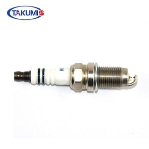 China Chevrolet GMC Pontiac Auto Spark Plugs Flat Seat 0.8mm Gap Multi Ribbed Insulator factory
