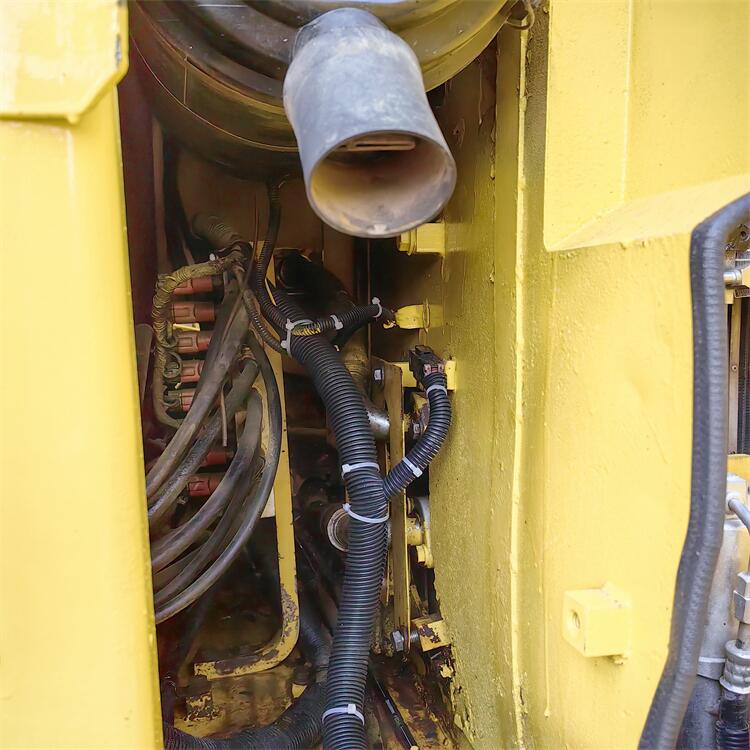 2200 Working Hours Used Komatsu PC160-7 Crawler Excavator with 0.65m3 Bucket Capacity