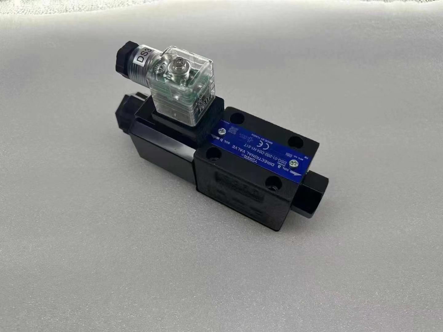 DSG-01-3C2-A220-51T YUKEN Solenoid Valve DSG-01-3C2-D24-NO-51T DSG-03-2B2-D24-N0-51T For Pump Truck Parts