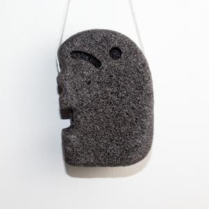 China Black Elephant Shape Konjac Fiber Sponge 100 Pure Charcoal Bath Sponge factory