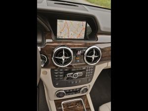 China Apple IOS 14.1 5.8G Mercedes Benz Android Auto Wireless CarPlay factory
