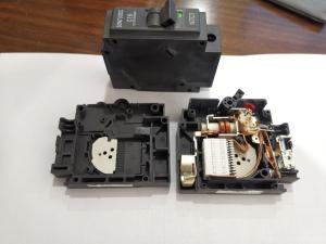 China 10KA Capacity Plug In PA66 Mcb Circuit Breaker factory