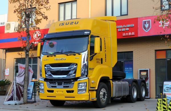 Used Truck Tractor Units 460hp Powerful Egine ZF Gearbox Isuzu Prime Mover High