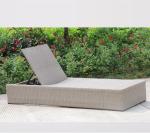Rattan Beach Lounge Chair Sun Lounger Bed PE Rattan Garden Outdoor Swimming