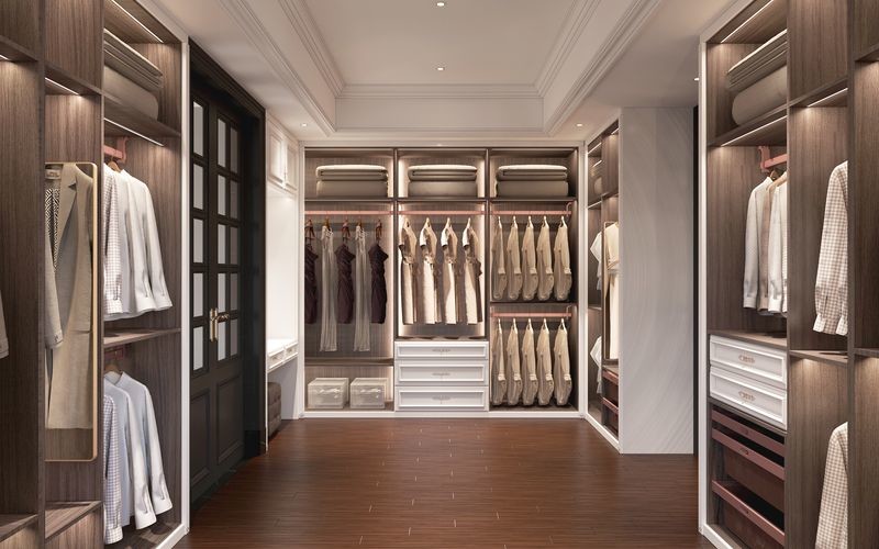 French-Style Elegant White And Durable Luxury Stainless Steel Walk-In Closet Cabinet