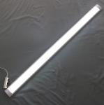 No Flickering Linear Batten Light with Non-Waterproof, Variety of Color Temps,