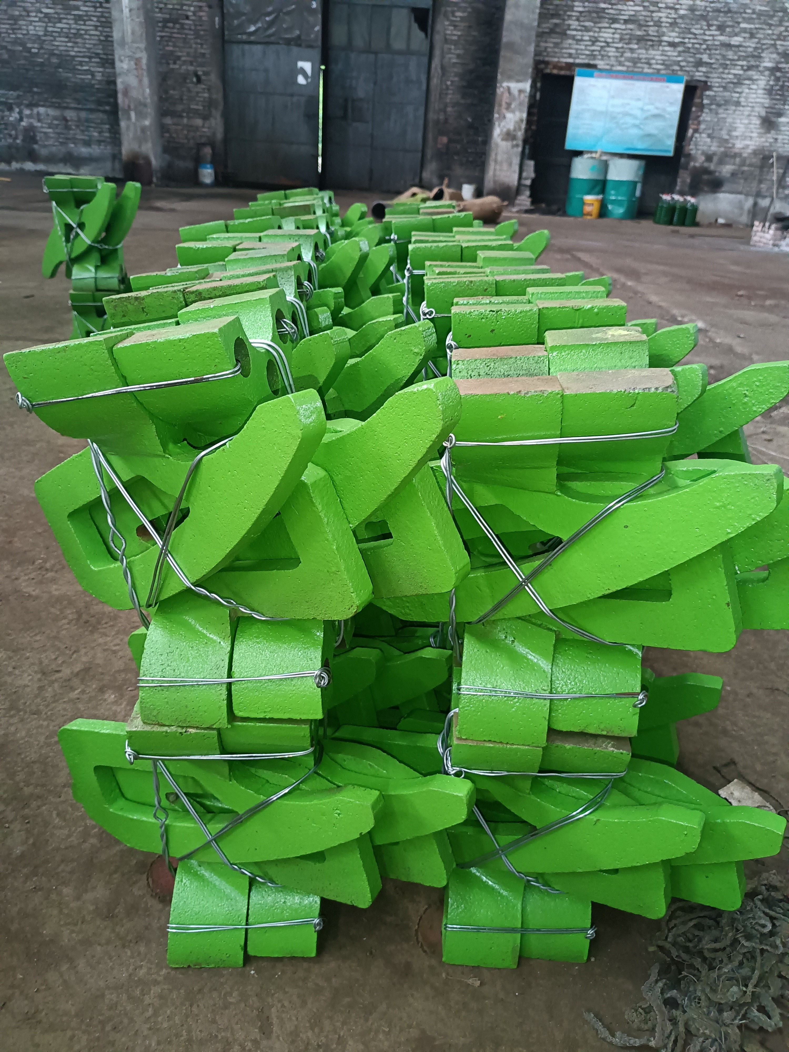 Standard Sizes National Standard Stirring Blade for Zoomlion Large Small Displacement Concrete Pump Trucks Spare Parts