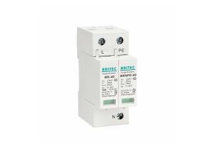 China Plastic Single Phase Surge Protection Device IP 20 Type 2 Surge Protector factory