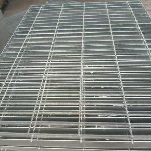 China Serrated Bar Industrial Steel Grating Customized for Light Guards and Loading Ramps on sale