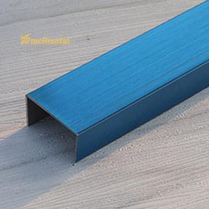 China PVD Blue Stainless Steel Tile Trim 8mm Width 0.85mm Thickness factory
