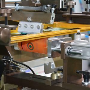 Semi-Automatic Servo Screen Printing Machine for Bottles and Tubes