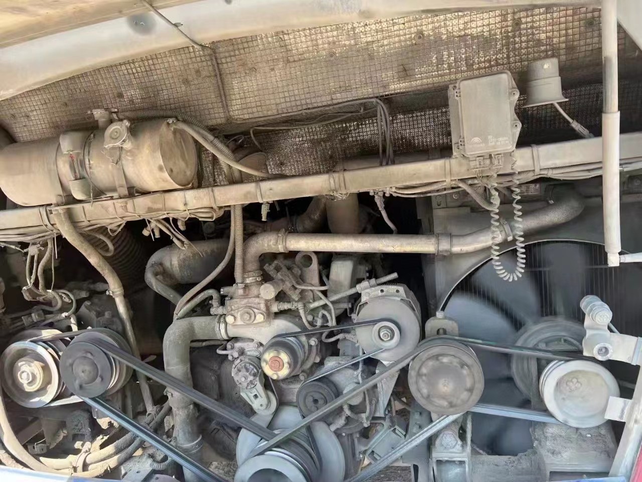 Used Shuttle Bus Yutong ZK6110 Used Church Bus 49-51seater Rear Engine Bus Two Doors