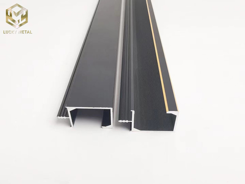 China Aluminum Profile G Shaped Cabinet Handles For Kitchen Cabinet factory