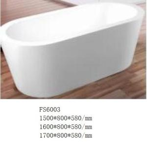 China Light Weight Durable Bathroom Freestanding Tub / Modern Deep Soaking Bathtub factory