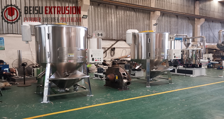 PE 7.5kw 5000kg/H Plastic Mixer Machine With Heating Device