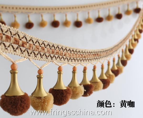 Machine producing OEM wholesale beautiful fabric drapery trimmings beaded pom
