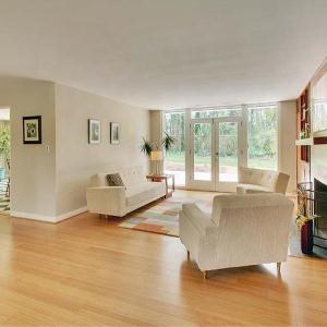 China Carbonized Strand Smooth Board Bamboo Flooring in Natural Color for High Gloss Finish factory
