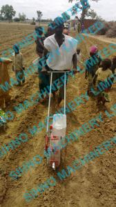 China sihno manual corn seeder factory
