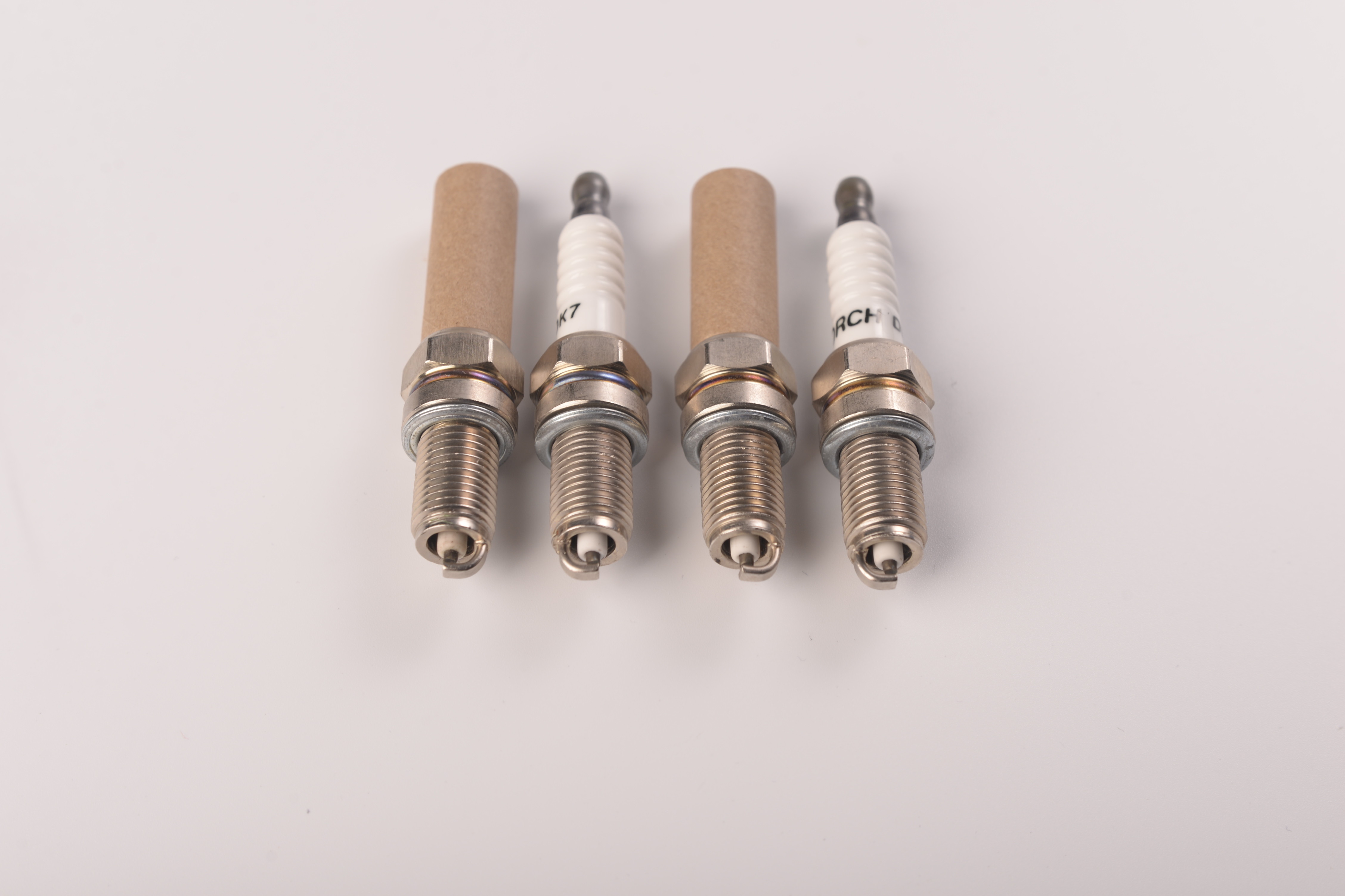 Auto Spark Plug Replacement For NGK B6HS BP6HS