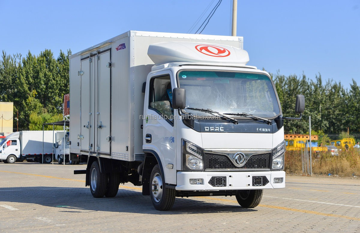 China Factory Supply DFAC DongFeng 4X2 Petrol Small Mini Light Duty Box Cargo Truck Van Type Container Cargo Truck