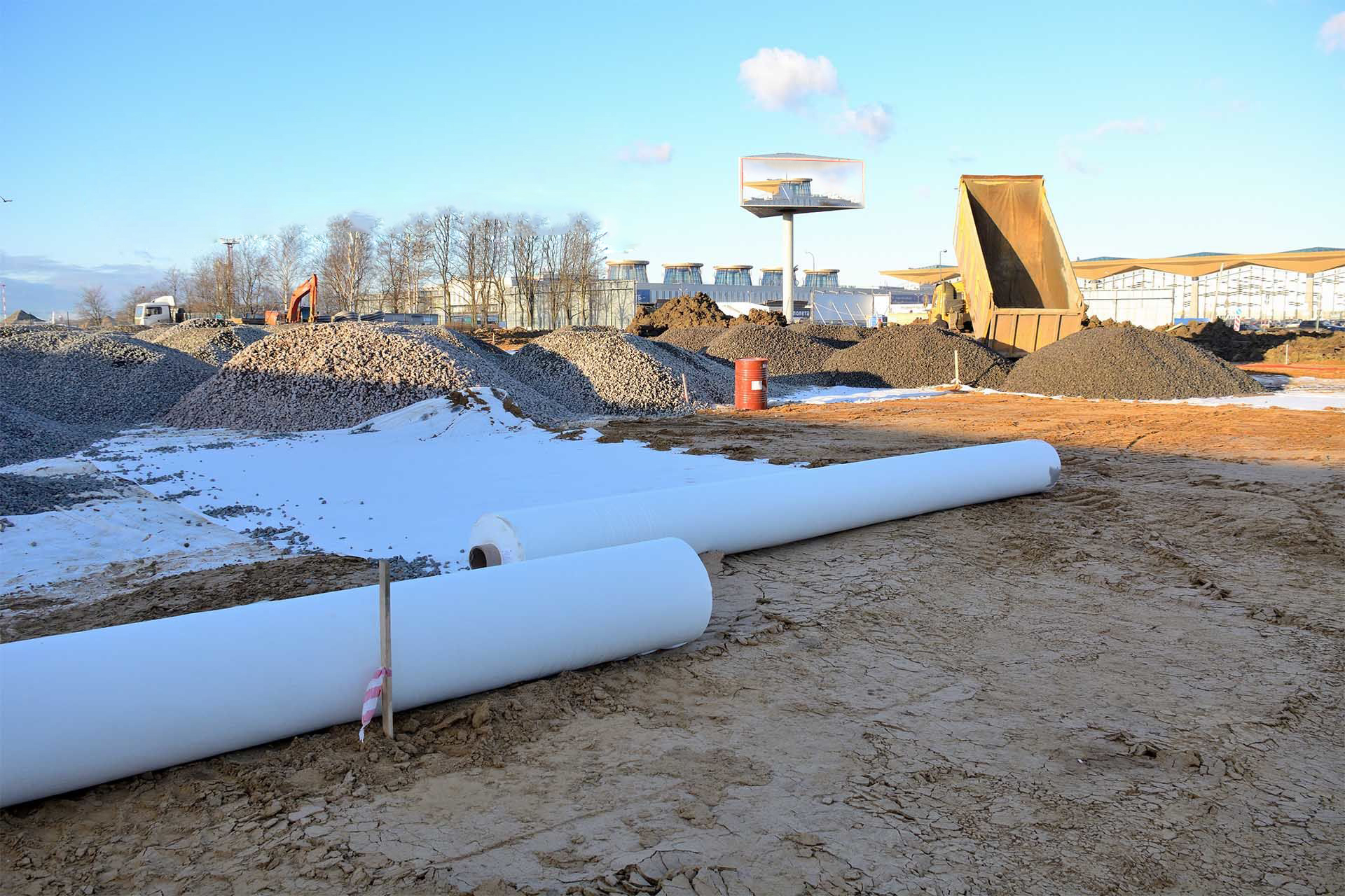 Long Fiber Non Woven Polyester Geotextile Fabric 300gsm For Road Reinforced