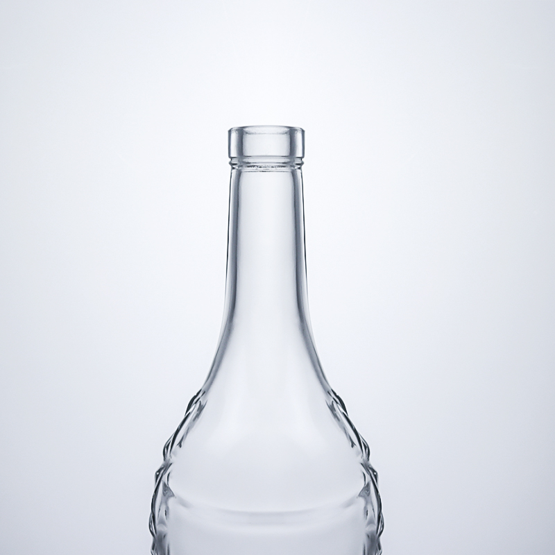 Special Bottom Embossed Glass Liquor Bottle for Rum Gin Vodka Clear or Customized