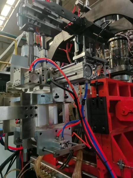 7.5kW Extruder Motor PET Plastic Bottle Blow Molding Machine With Auto