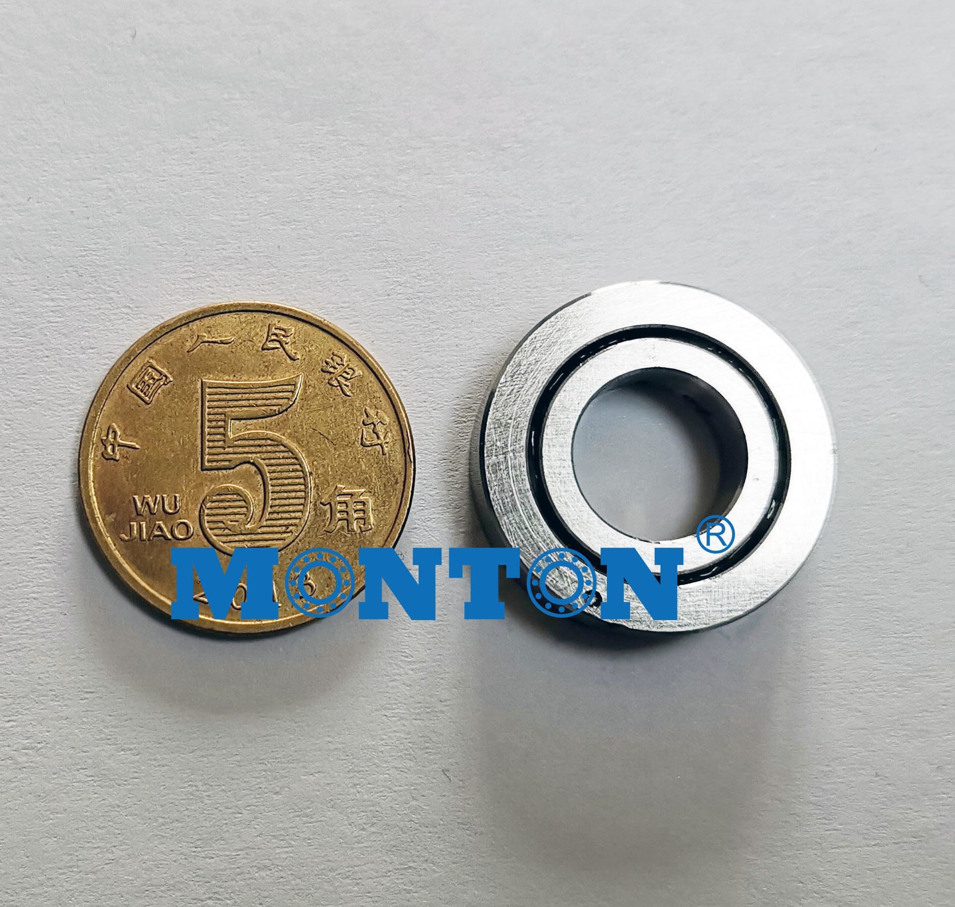 CRBC60070UUC1P5 600*780*70mm Cross Roller Bearing robot crossed roller bearing manufacturers