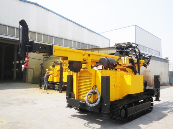 Crawler Hydraulic Engine Drived Rock Drilling Rig , Mining Reverse Circulation