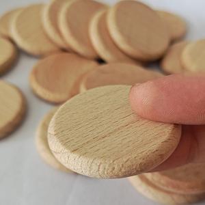 China Tree Bark 5cm Natural Wood Discs Circle Wood Slices Cutouts Ornaments factory