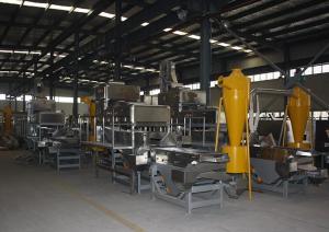 China Multi-functional Peanut Processing Machine Industrial Nut Grinder Uniform Chopping factory