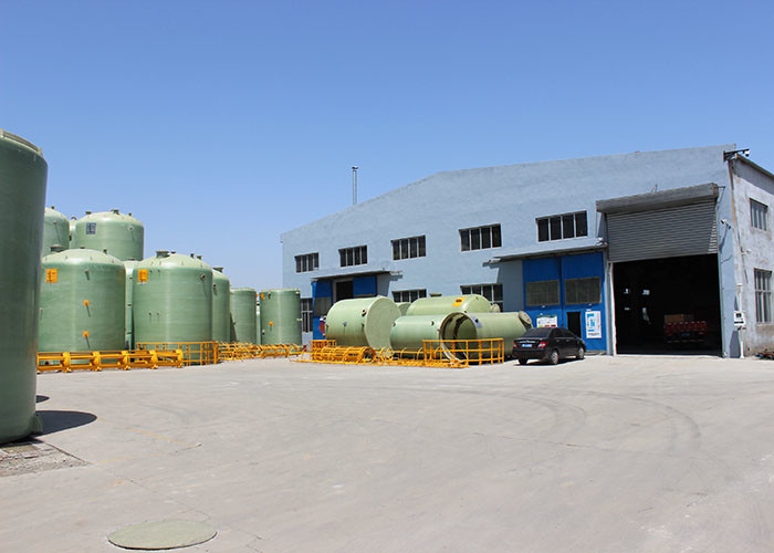 FRP Food Brewing Green Beer Storage Tank Horizontal 1400mm 2m3