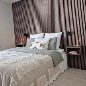 China Natural Oak acoustic slat wall panel sound proof Akupanel Acoustic Panel factory