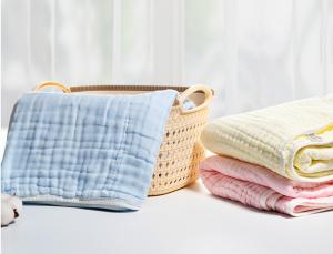 China Untwisted Fiber Swaddle Gauze Fabric For Newborn Wraps Breathable factory