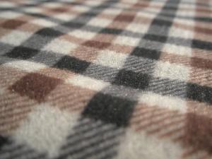China Digital Printing Velboa Fur Fabric Plaid Polar Fleece Fabric 150GSM~300GSM Weight factory