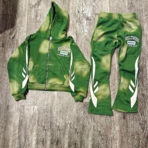 China Distressed Patch Embroidery Flared Sweatpants and Hoodie Set 400 grams Fabric Weight factory