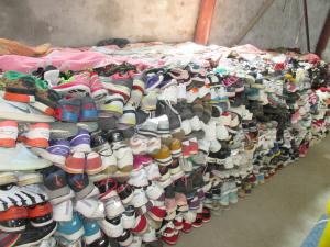 China All used shoes in pair factory