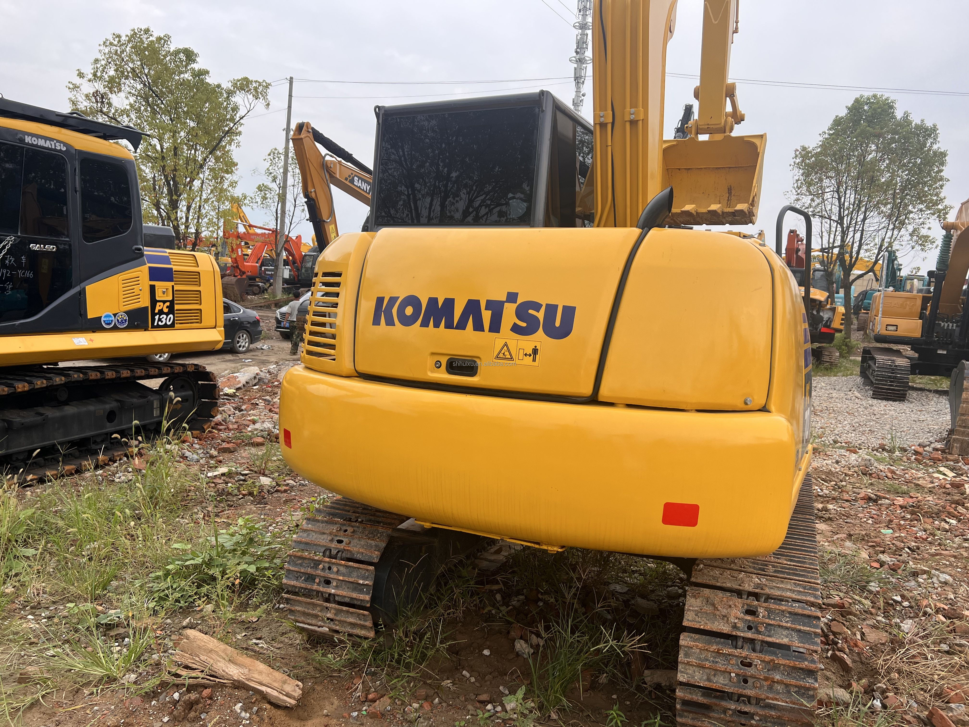 NEW ARRIVAL USED EXCAVATOR KOMATSU PC130/LOW WORKING HOUR SECOND HAND KOMATSU EXCAVAYOT GOOD MOVING CONDITION