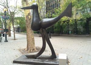 China Art Deco Life Size Bird Sculpture Bronze Animal Statues Casting Finish factory