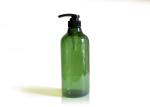 500ml Translucent Green Lotion Bottle / Round Cosmetic Bottles With Sleek Neck