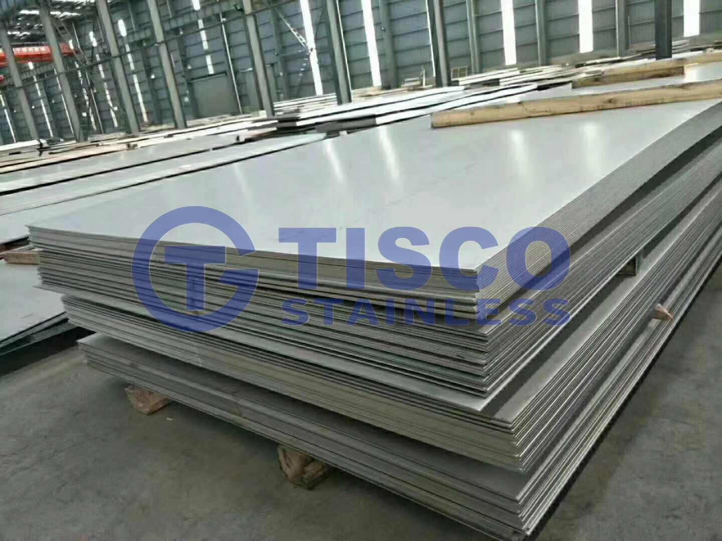 1000-2000mm Wide Stainless Steel Sheet Metal with Various Surface Finishes