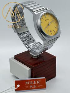 China Stylish Men Quartz Watch With Push-Button Hidden Clasp And Mineral Glass factory