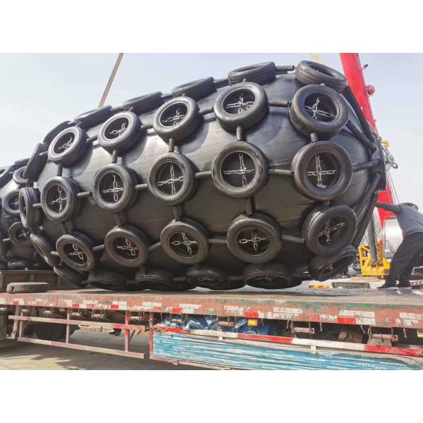 China Custom Towing Ship Chain Net Pneumatic Rubber Fender factory