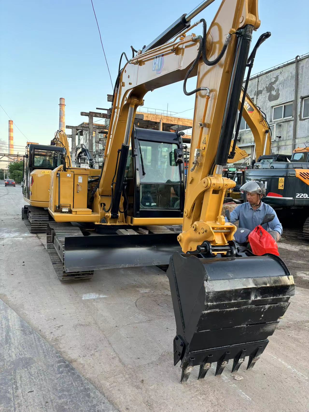 CAT 306E Excavator 305 307 308 in Japan with 7000 KG Machine Weight H-Q 6 Ton
